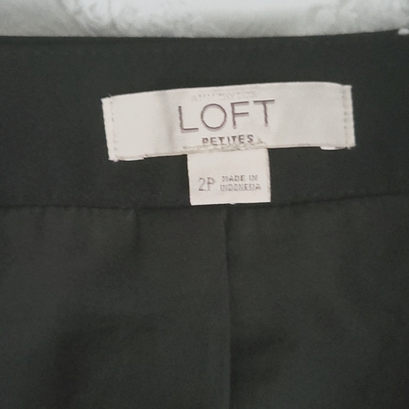 Loft sparkly black mini skirt - Picture 4 of 4